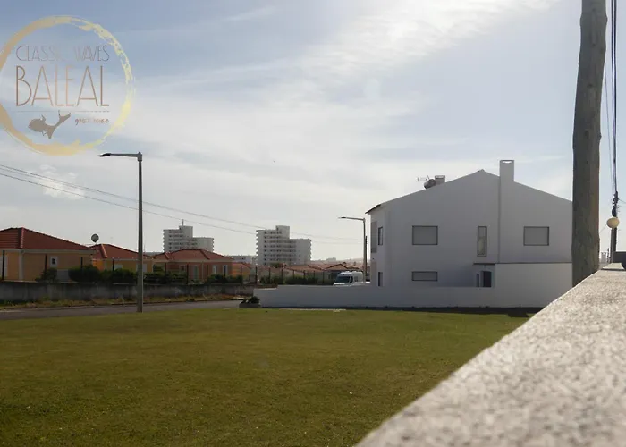 Classic Waves Baleal